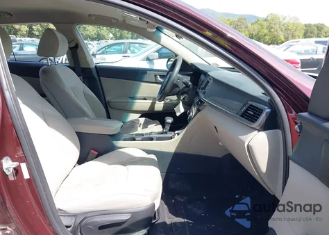 2016 Kia Optima Lx z USA, uszkodzony, nr VIN 5XXGT4L37GG024095